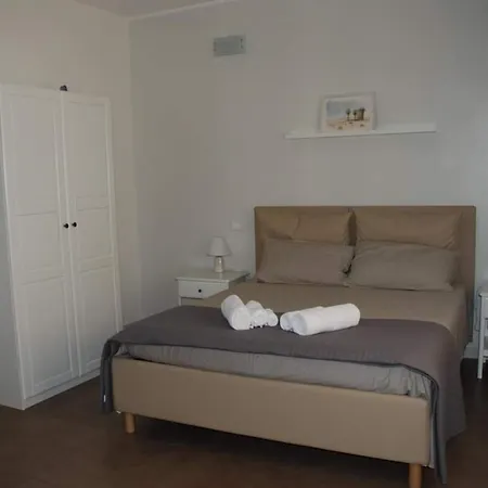 B-karalis Di Enrico Tupputi Guest house *